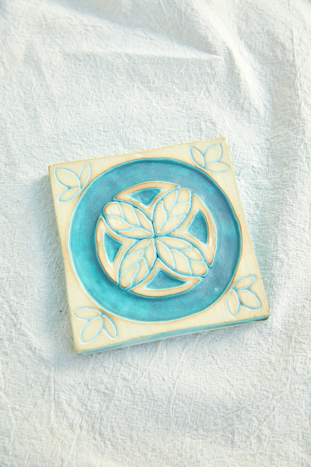 Turquoise Leaf Tile