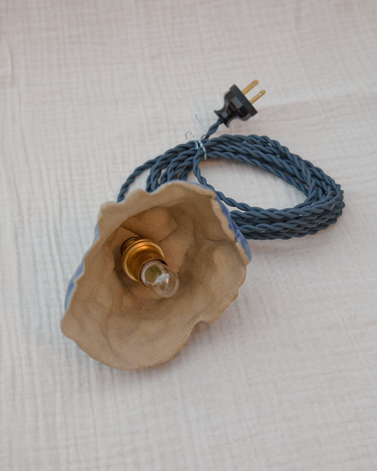 Pendant Light - կապույտ լույս