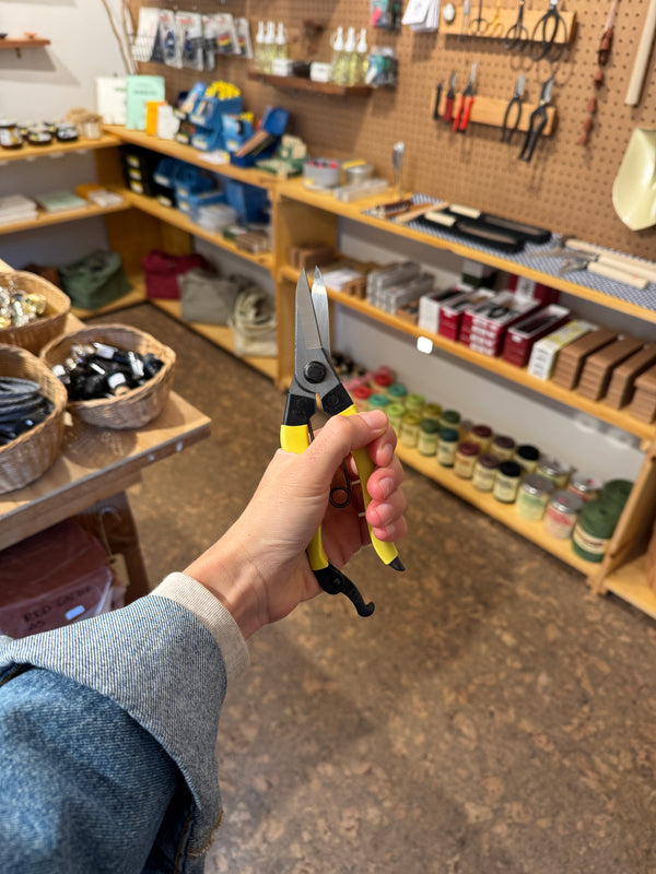Niwaki Mainichi Secateurs: Japanese Pruners