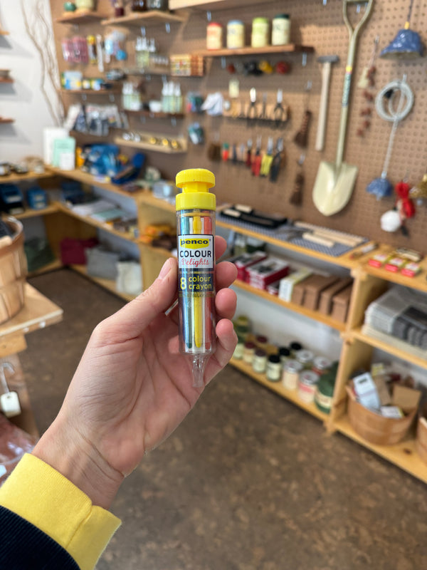 8 Color Crayon